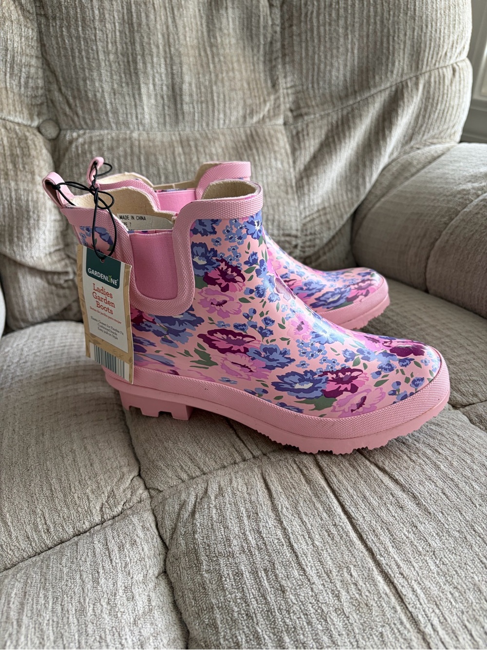 Ladies Pink Floral Rain Boots